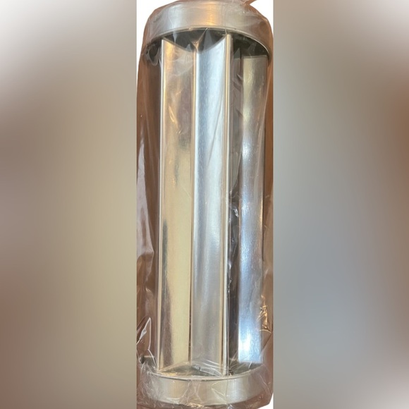 New in box pampered chef Valtrompia bread tube star #1570 - Picture 3 of 7